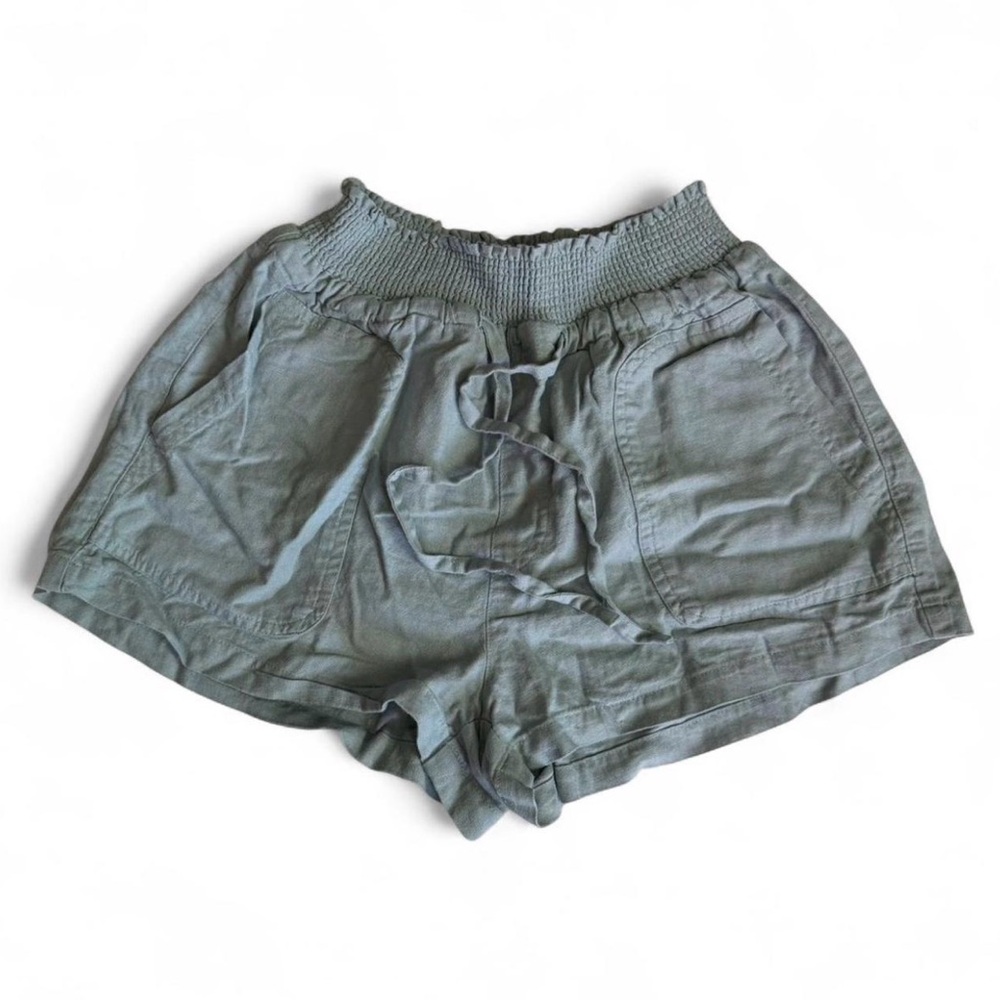 Love Tree Smocked Waist Shorts Dusty Blue Small